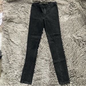 Madewell x Alexa Chung- size 26- Classic Black Skinny Jeans